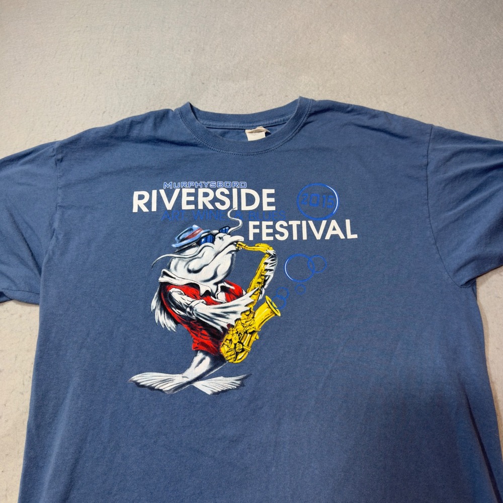 Gildan Murphysboro Riverside Art Wine Blues Festival 2015 Blue TEE XL Sax Cat‎